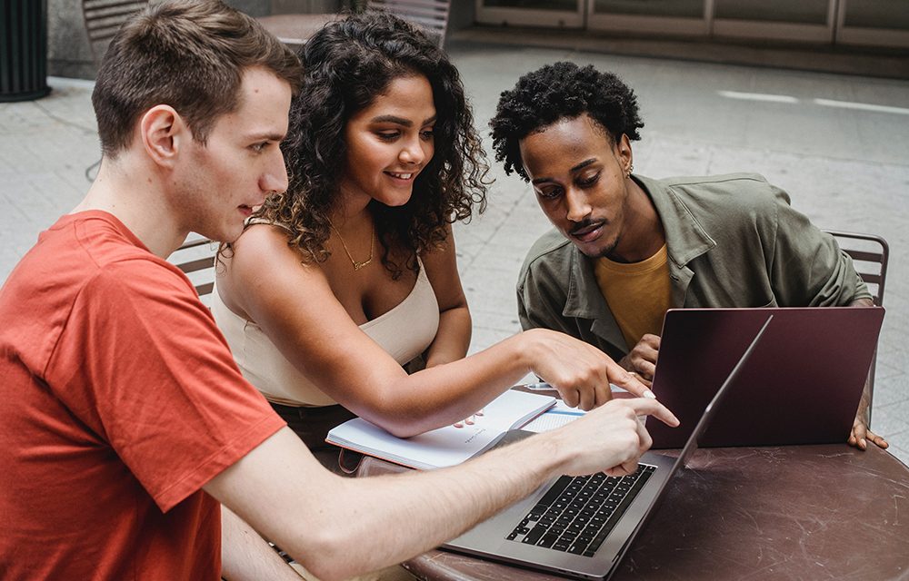 Online Lazy Jobs for Gen Z and Millennials